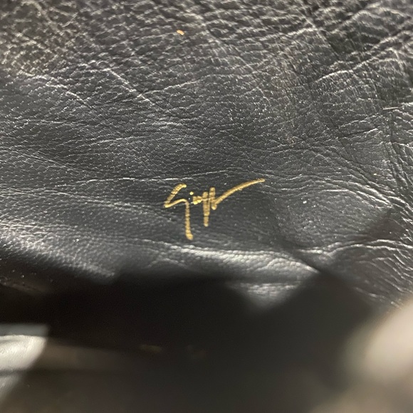 Ankle boots - Picture 7 of 9